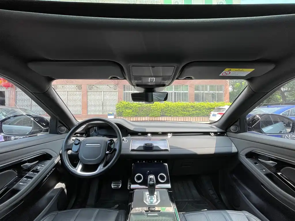 Land Rover Evoque 2020 — фото 16