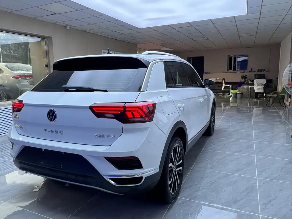 Volkswagen T-Roc 2022 — фото 4