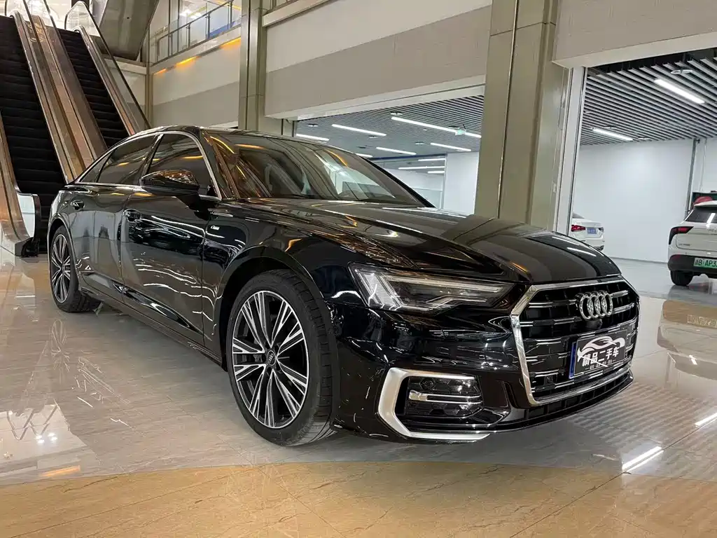 Audi A6L 2025 — фото 3