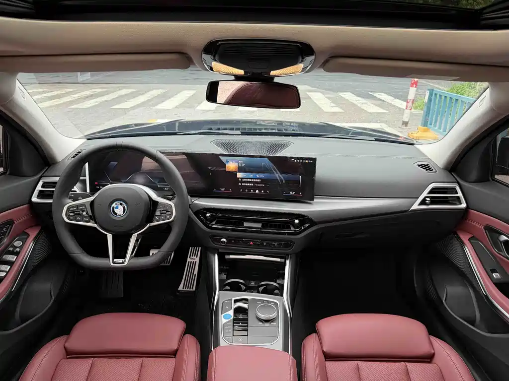 BMW i3 2025 — фото 11