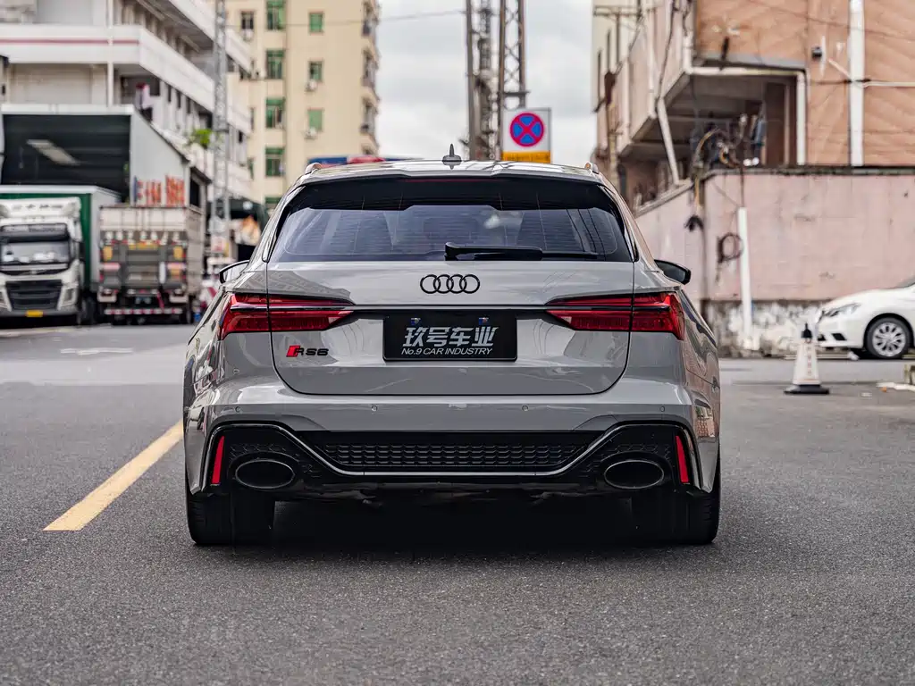 Audi RS 6 2023
