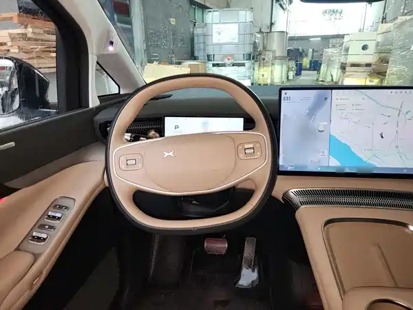 XPeng X9 2024
