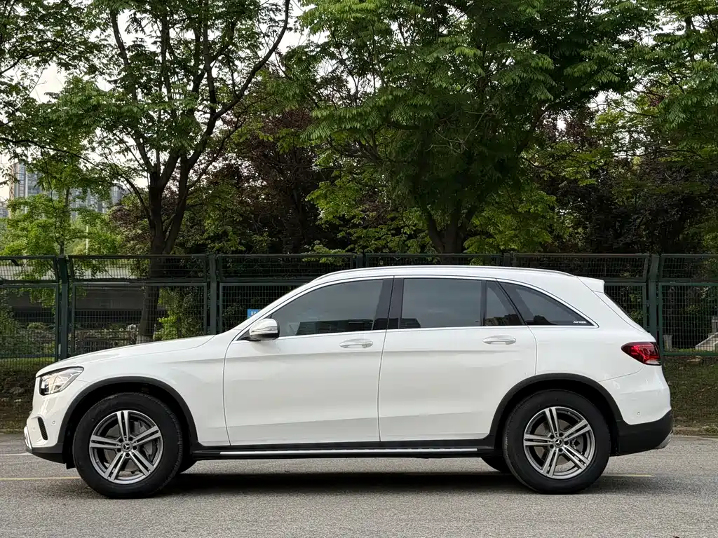 Mercedes-Benz GLC 2021 — фото 16