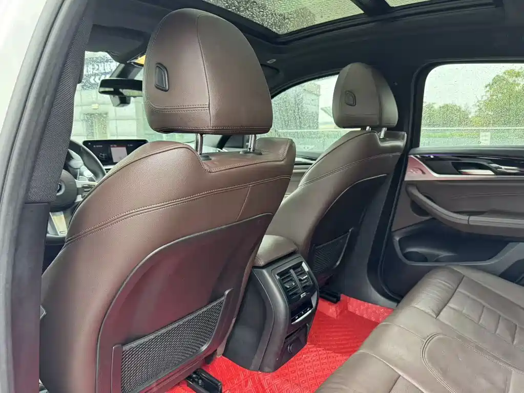 BMW X4 2019 — фото 16