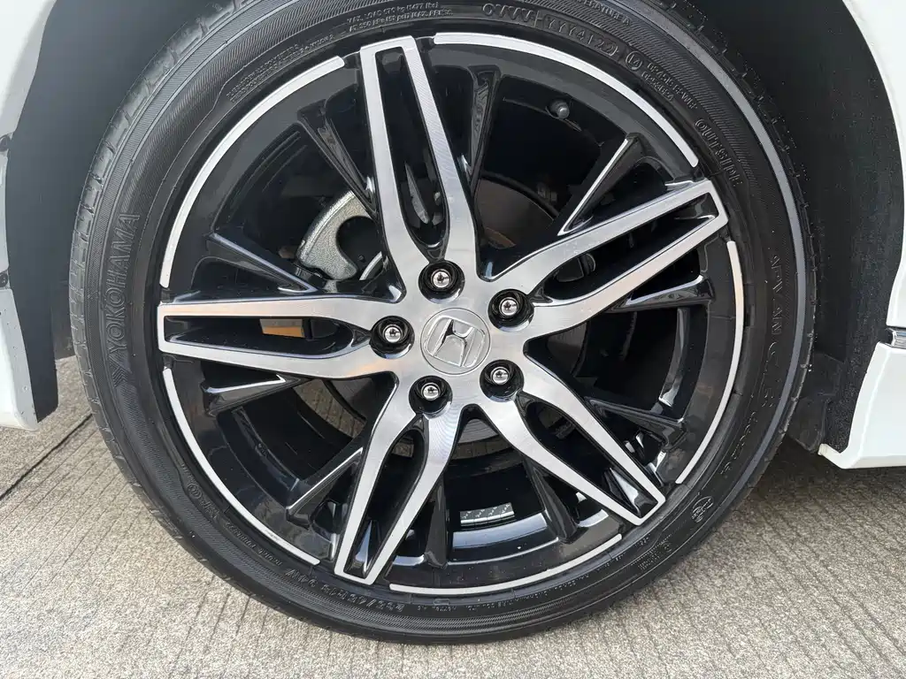 Honda Accord 2022 — фото 17