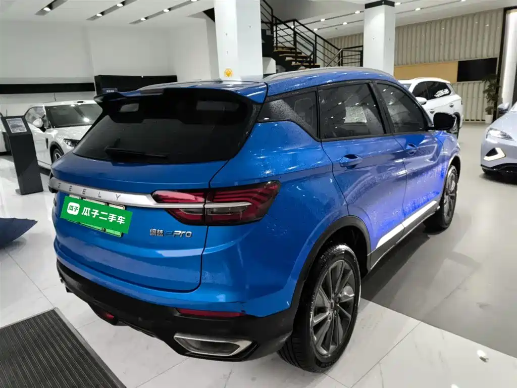 Geely Binyue NEV 2021 — фото 23