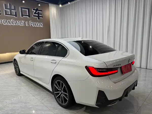 BMW 3 Series 2023