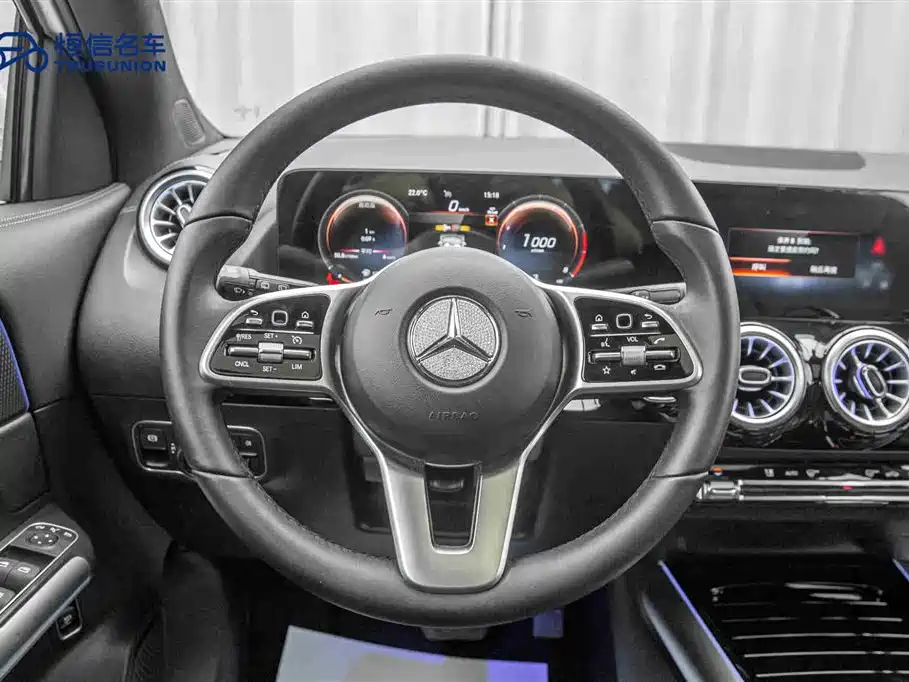 Mercedes-Benz GLA 2023 — фото 17