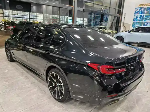 BMW 5 Series 2022