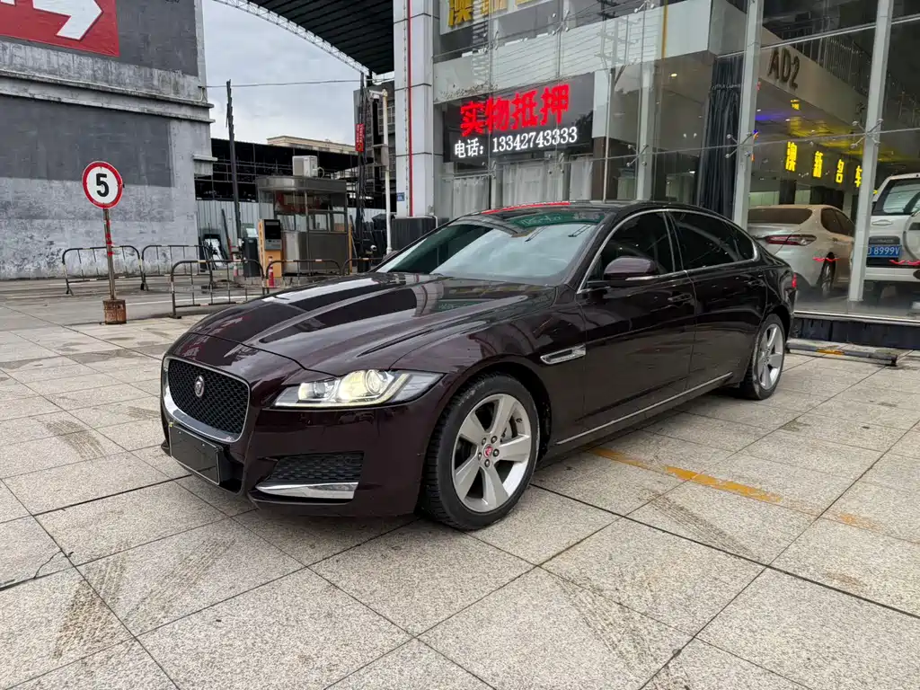 Jaguar XFL 2021