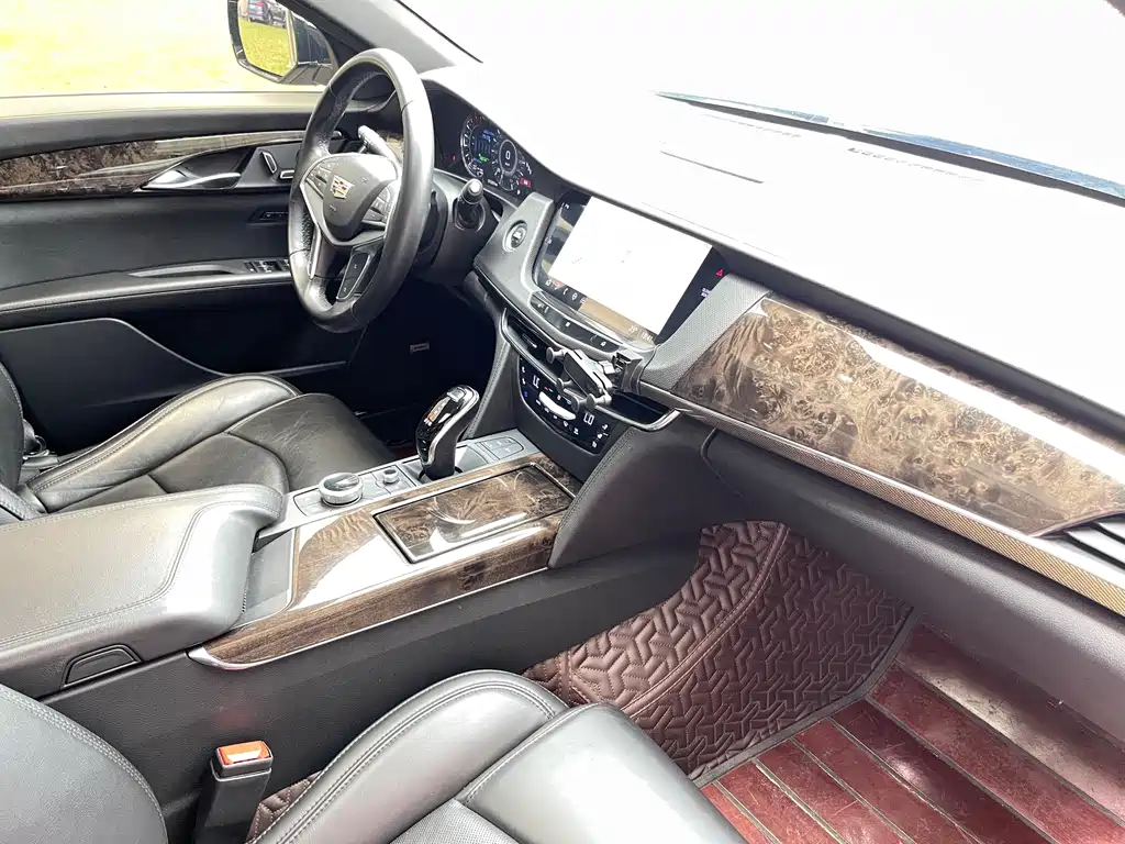 Cadillac CT6 2021 — фото 28