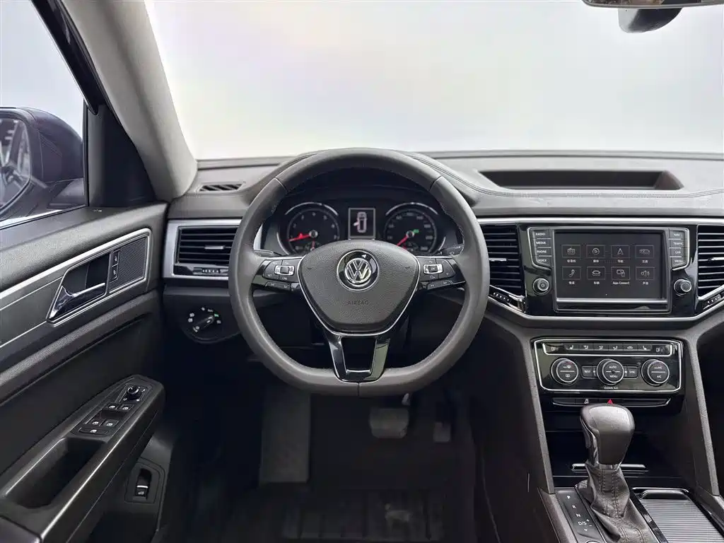 Volkswagen Teramont 2018 — фото 10