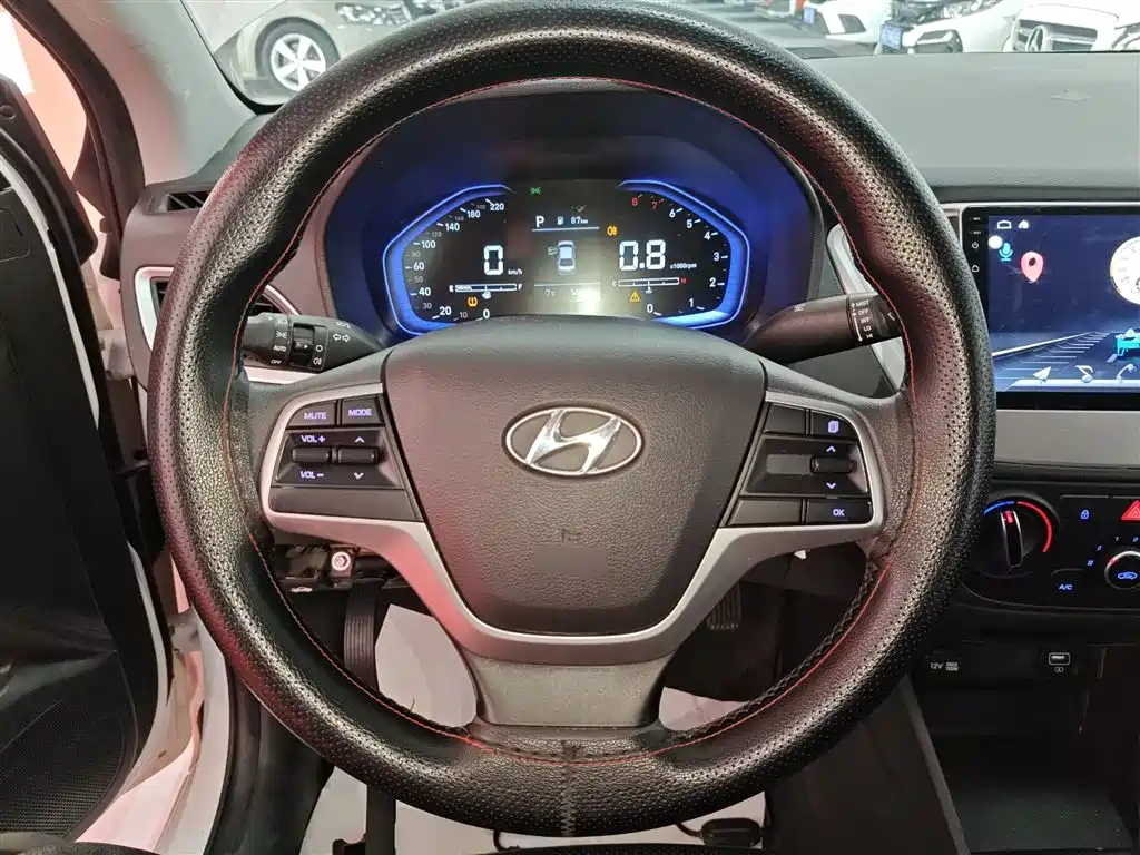 Hyundai Verna 2021 — фото 11