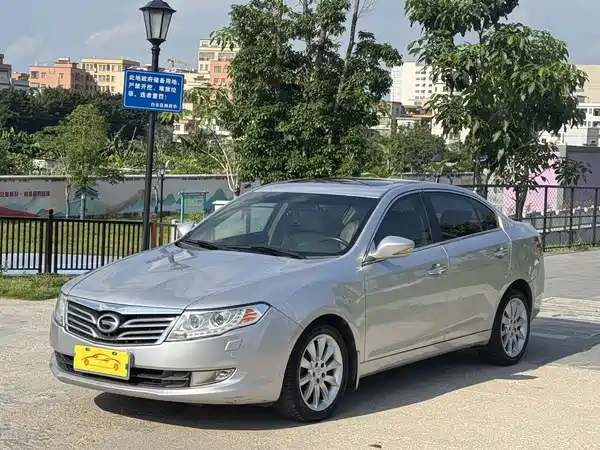 GAC Trumpchi GA5 2011