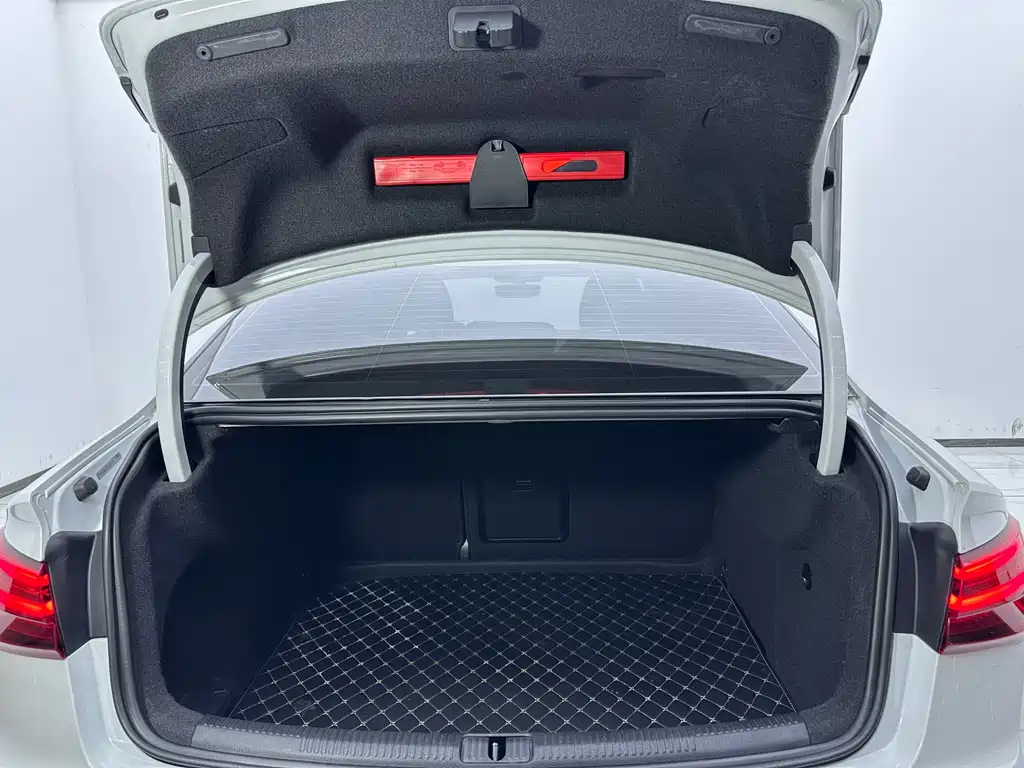 Audi A3 2020 — фото 6