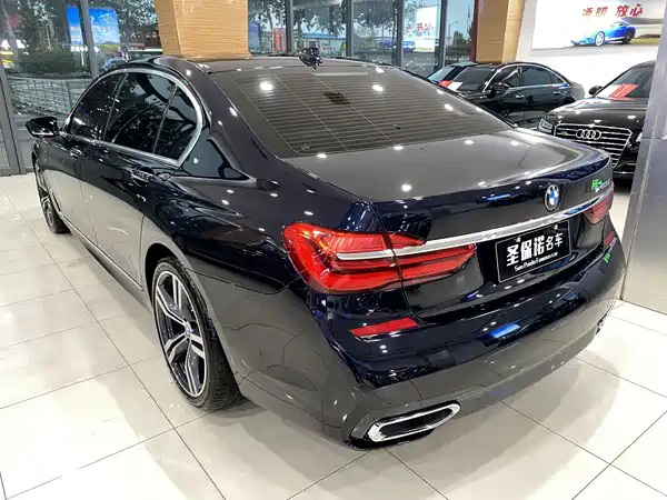 BMW 7 Series 2019