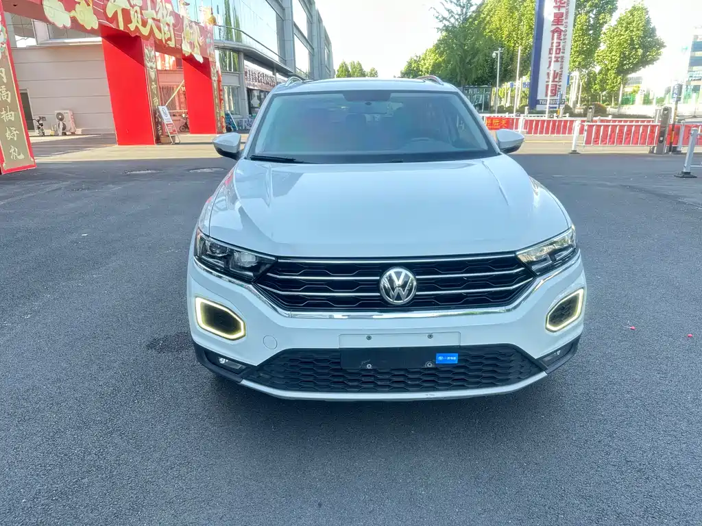Volkswagen T-Roc 2020 — фото 2