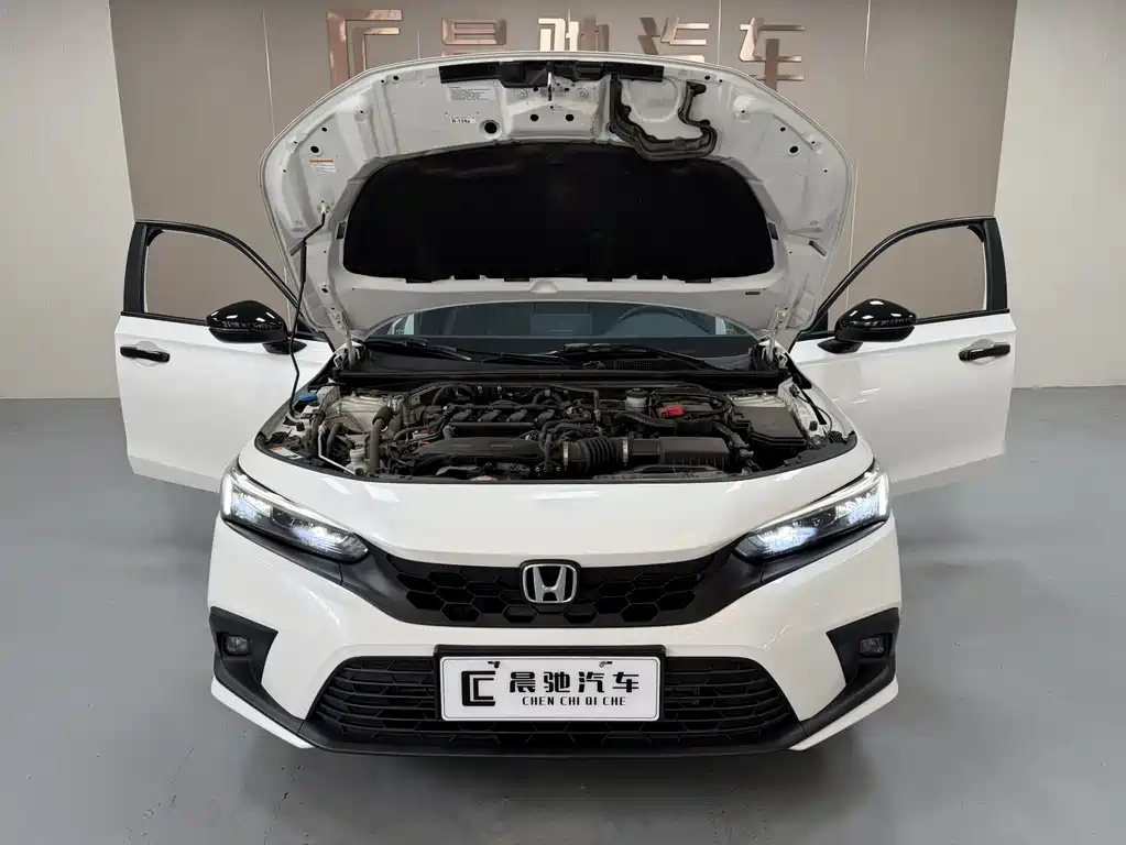 Honda Civic 2023 — фото 16