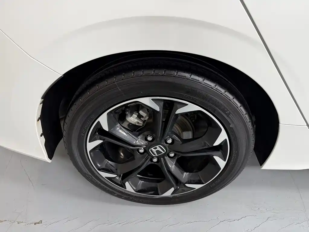 Honda Civic 2023 — фото 17