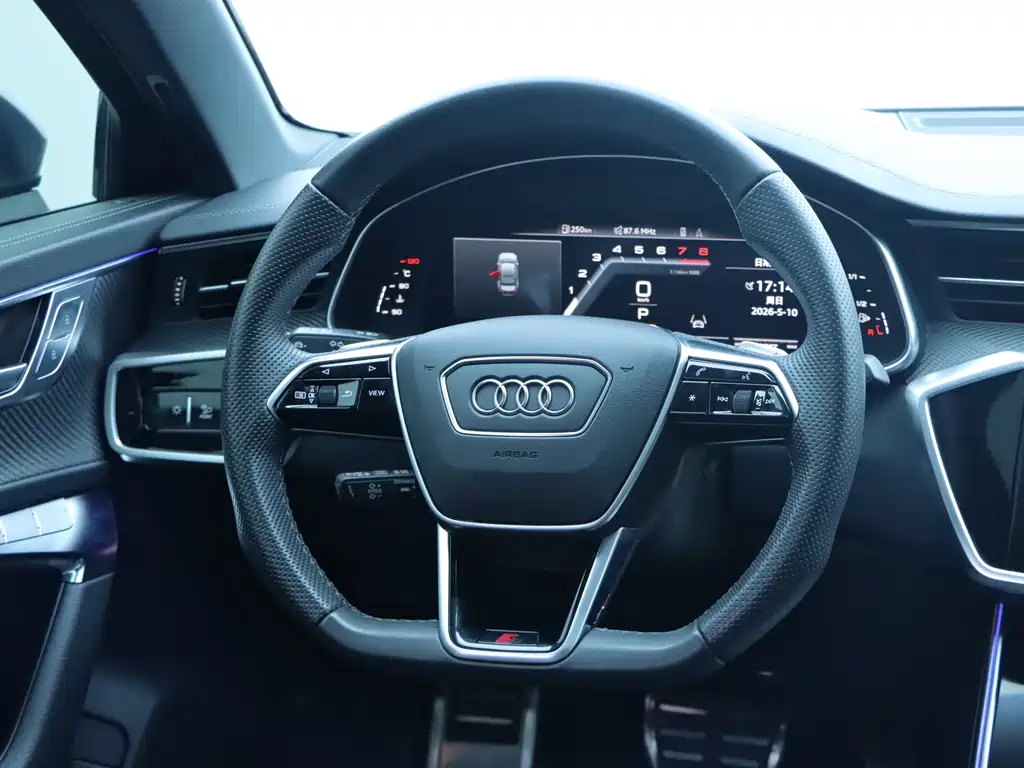 Audi S6 2023 — фото 17
