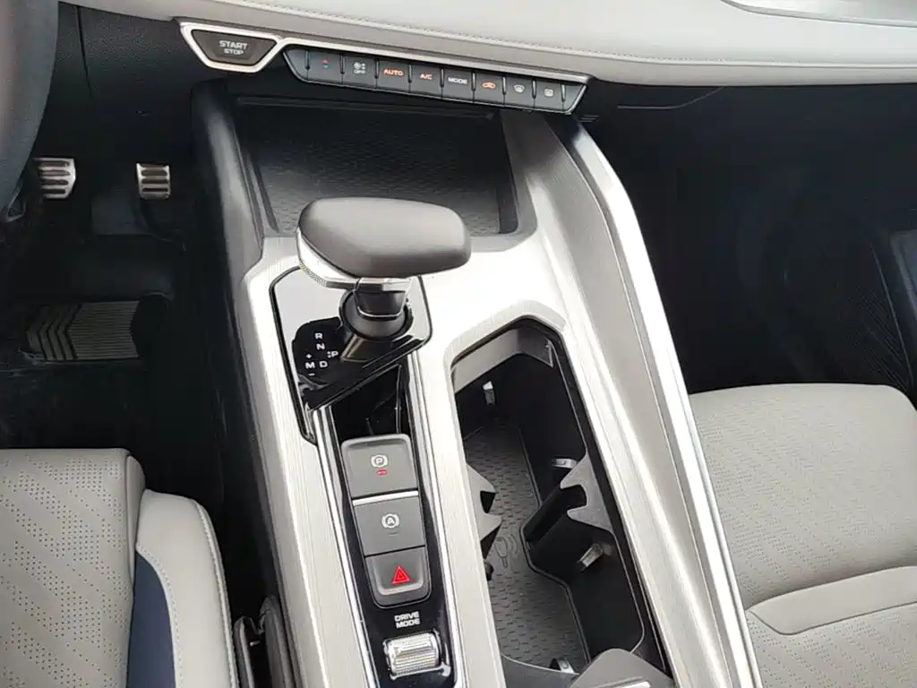 Geely Xingrui 2022 — фото 14