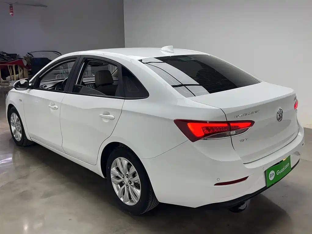 Buick Excelle 2019 — фото 14