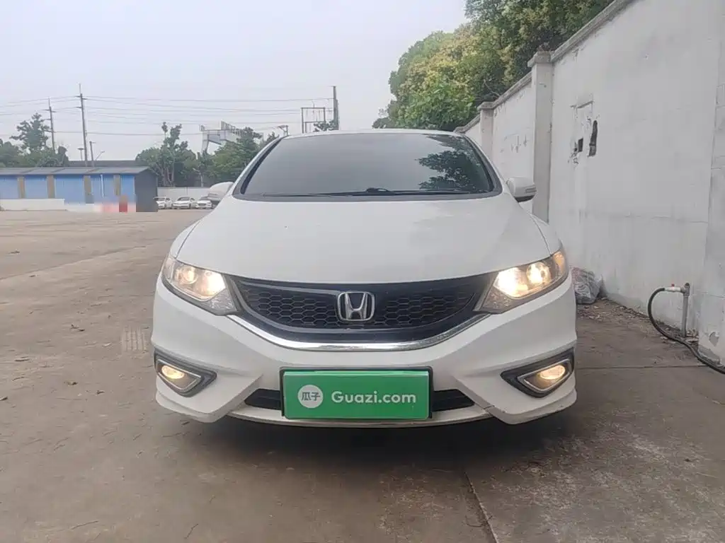 Honda Jade 2014 — фото 3