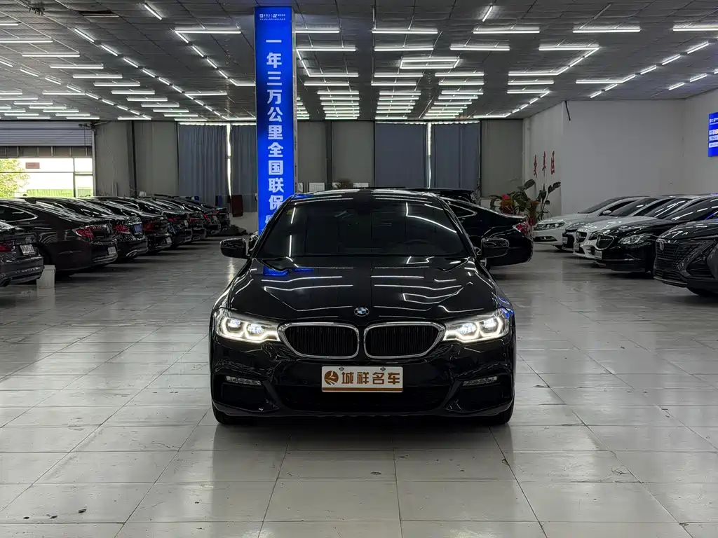 BMW 5 Series 2018 — фото 2