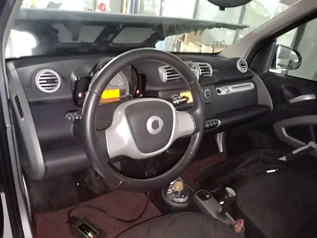 smart Fortwo 2014 — фото 10