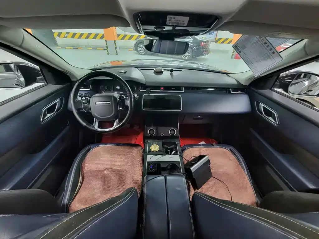 Land Rover Range Rover Velar 2018 — фото 11
