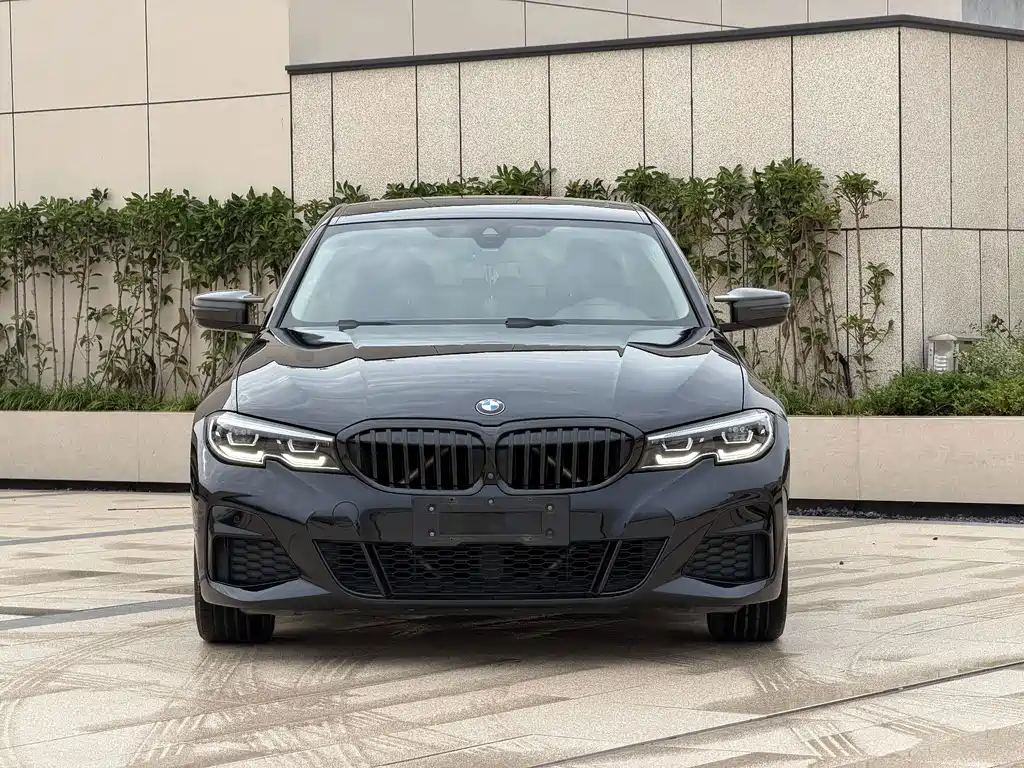 BMW 3 Series 2020 — фото 2