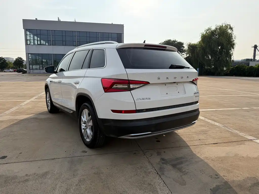 Skoda Kodiaq 2021 — фото 6