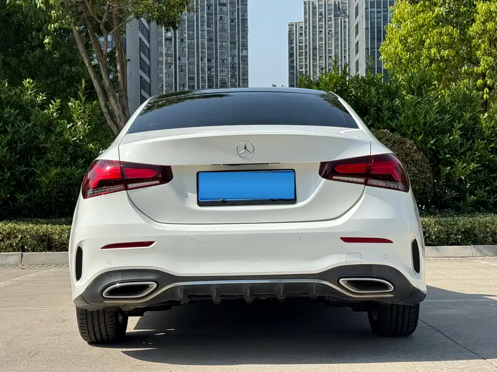 Mercedes-Benz A-Class 2020 — фото 6
