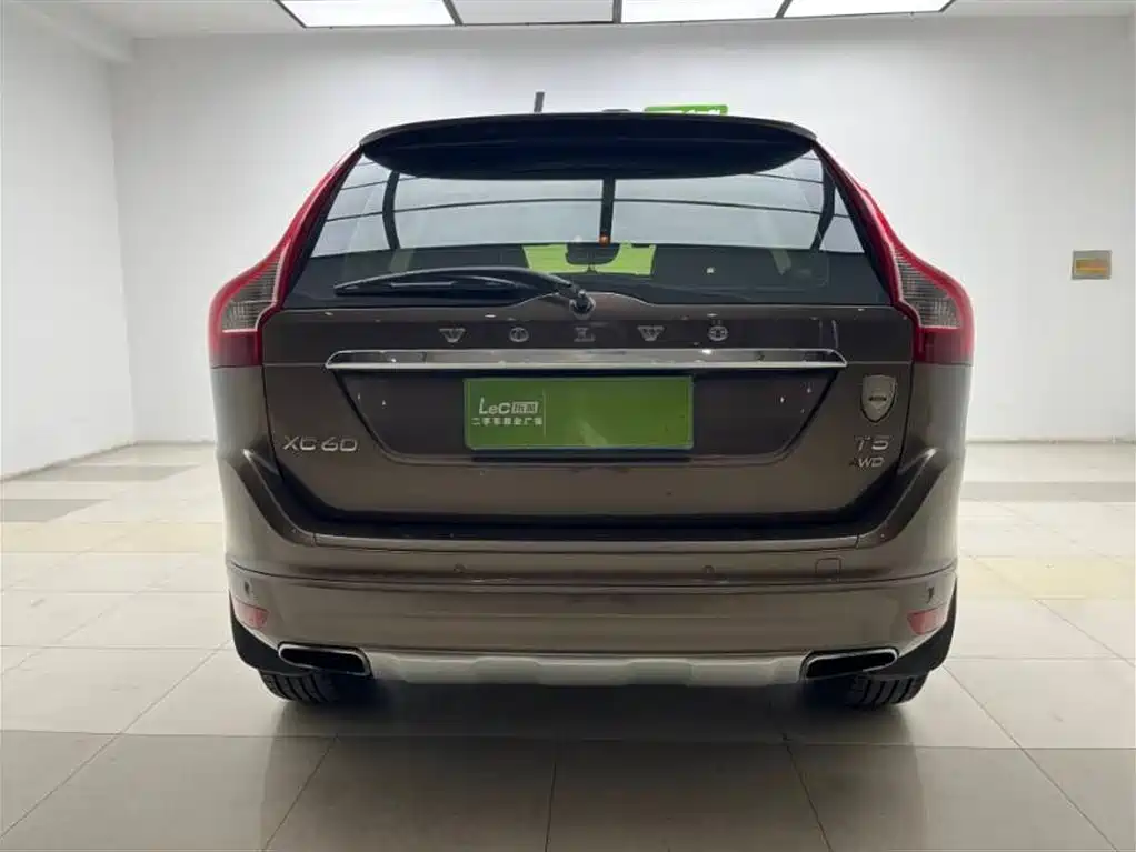 Volvo XC60 2015 — фото 2