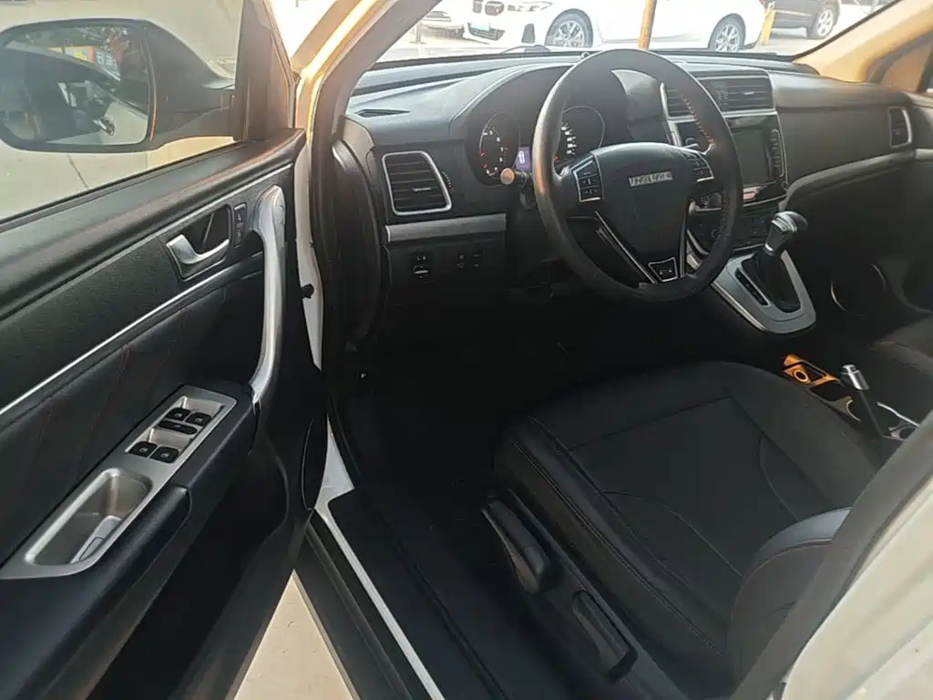 Haval M6 2020 — фото 16