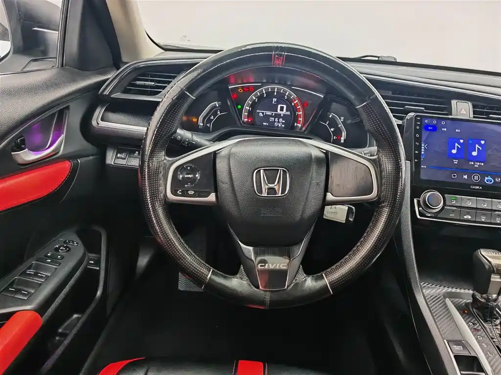 Honda Civic 2020 — фото 11