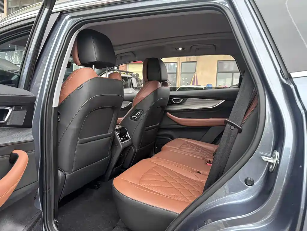 Chery Tiggo 8 PLUS 2021 — фото 16