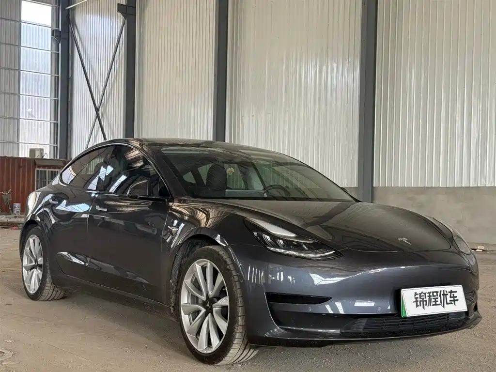 Tesla Model 3 2020 — фото 1