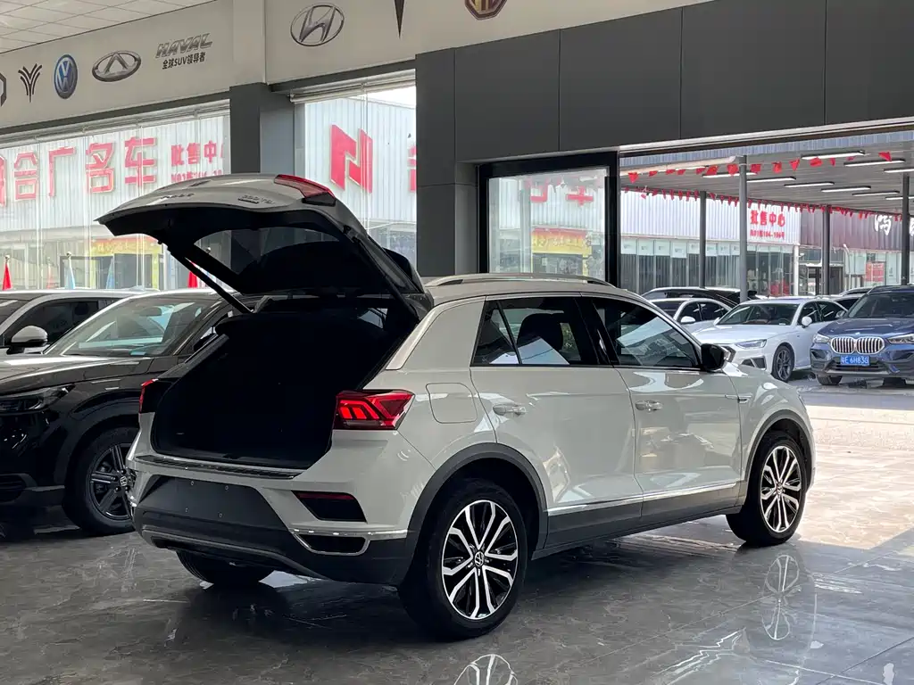 Volkswagen T-Roc 2022 — фото 17