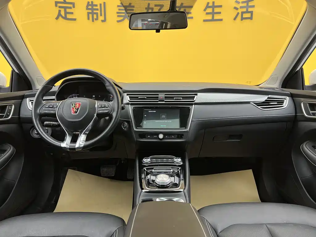 Roewe Ei5 2018 — фото 12