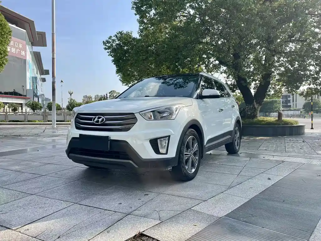 Hyundai ix25 2015