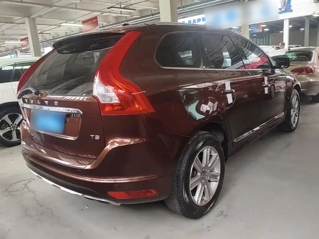 Volvo XC60 2015 — фото 7