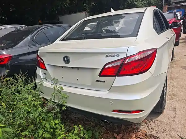 Changan Eado 2016