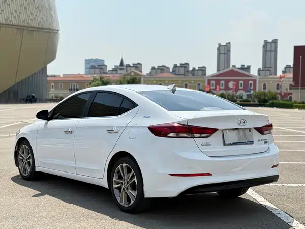 Hyundai Celesta 2016