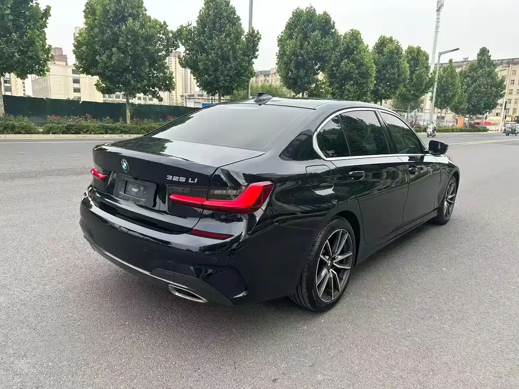 BMW 3 Series 2022