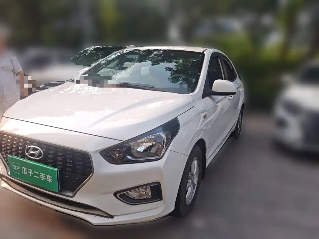 Hyundai Accent 2019 — фото 1