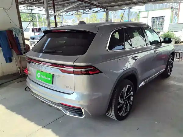 Geely Xingyue L 2024