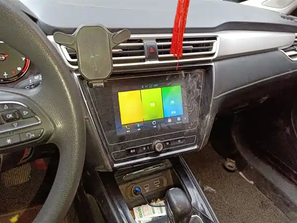 Roewe i5 2020