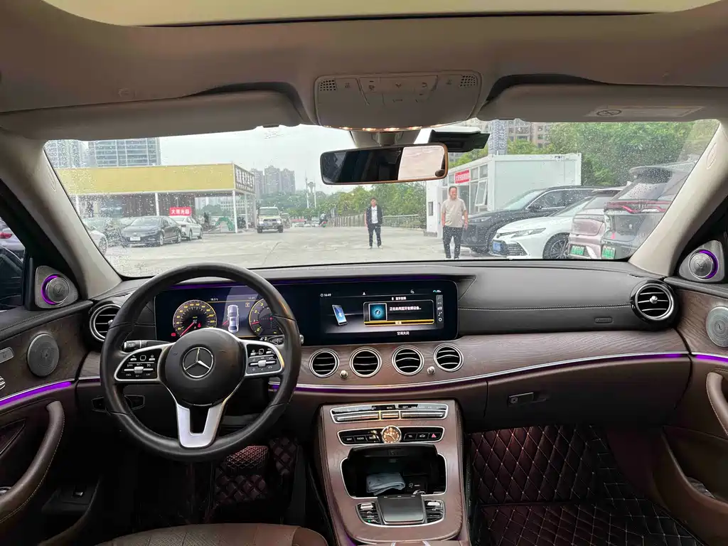Mercedes-Benz E-Class 2020 — фото 12