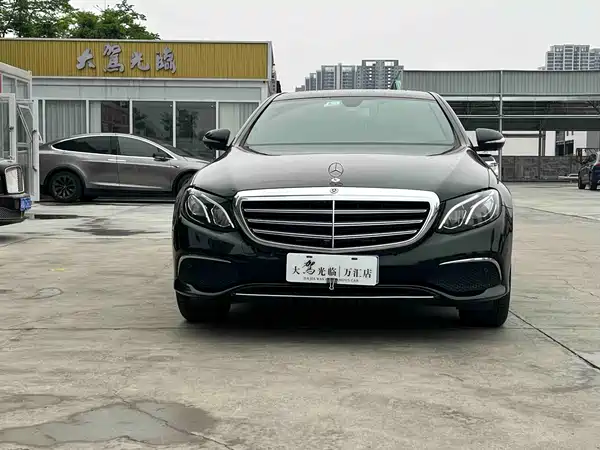 Mercedes-Benz E-Class 2020